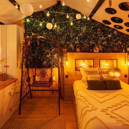 Love Room Romantique Les Petits Plaisirs Angers Exterior foto
